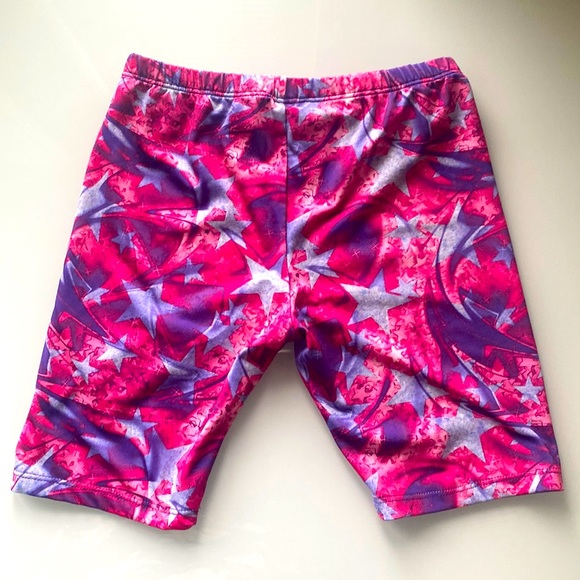 Multicolor starry activewear/biker shorts for girls - Picture 2 of 2